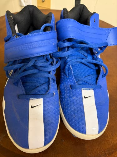 Blue Kid's 6Y (Big Kids / Youth) Youth Nike Molded Cleats (Used)