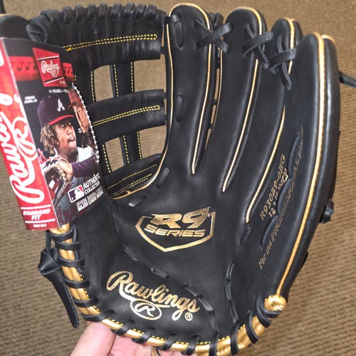 Rawlings R9 Series 12.75" H-Web