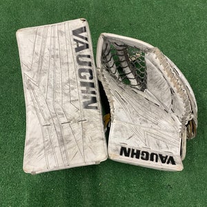 Vaughn V9 Pro Goalie Glove & Blocker | Senior Regular