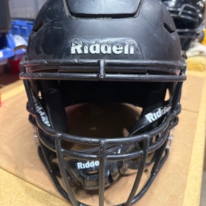 USED RIDDELL FLEX ADULT HELMET - LARGE - FLAT BLACK - REJECT