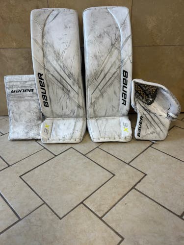 32" + 2022 Bauer 3X Regular Goalie Full Set (Used)