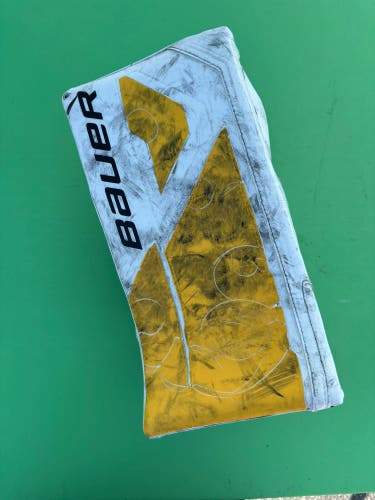 Bauer Supreme M5 Pro Intermediate Goalie Blocker Full Right