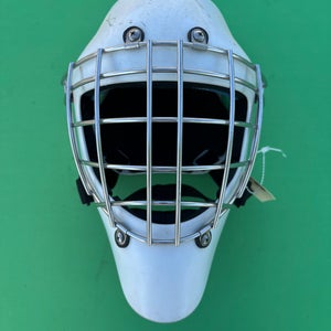 Coveted Mask A5 Goalie Mask | Junior Medium (51.5-54CM)