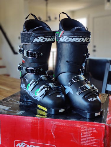 Mondo 26/26.5 Nordica Racing Dobermann World Cup EDT 150 Ski Boots (New)