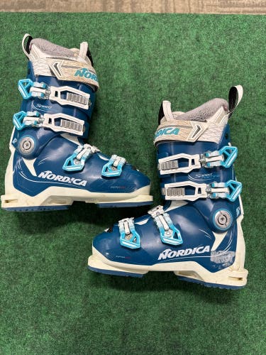 Women's Nordica Speedmachine 95W Ski Boots (Used) | Mondo 24.5 (285mm)