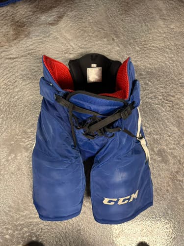 #76 Roman Schmidt Men's Senior XL CCM HP45 Hockey Pants Pro Stock