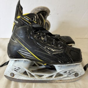Junior Size 1 CCM TACKS 5092 Ice Hockey Skates