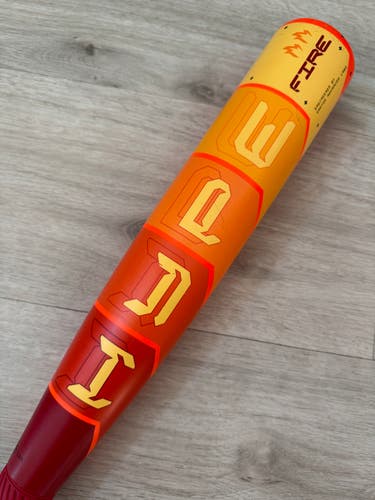 2025 Easton Hype Fire USSSA Composite Bat -10, 29/19