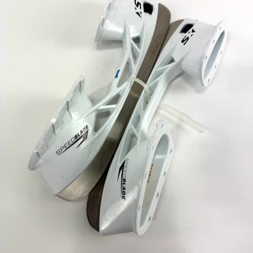 New Pair of CCM Speedblade XS Holders with Steel | 287MM | J546