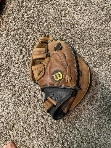 Wilson RH Catcher's A500 Softball Glove 31" (Used)
