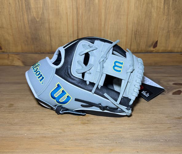 Wilson A2000 SuperSkin 1786 11.5" Baseball Glove NWT