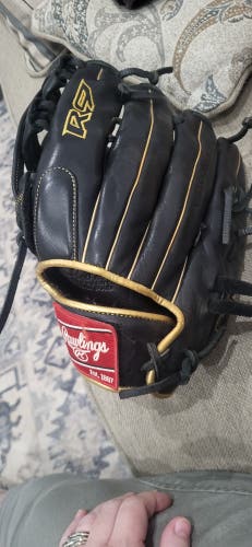 Rawlings LH Outfield R9 Baseball Glove 12.75" (Used)