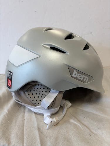 Unisex Small Bern Helmet (New)