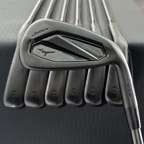 MIZUNO JPX 925 HOT METAL BLACK IRON SET 5-G