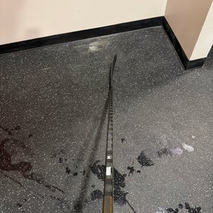 Nexus 2N Pro XL Left P92M 77 Flex dressed as blackout tracer Bauer hockey stick