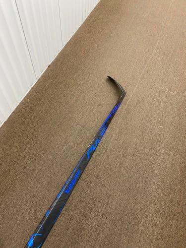 Intermediate Bauer Pulse Right Handed Hockey Stick P28 65 Flex (New)