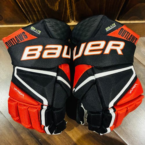 Outlaws Bauer Vapor Hyperlite Gloves 14" Pro Stock