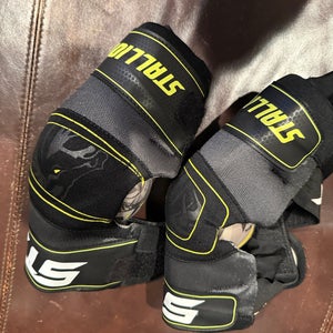 Medium Youth STX Stallion 100 Arm Pads (Used)