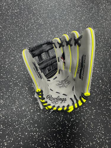 New Rawlings Pro Lite 12" BB Rht 11849-RAWR00713667