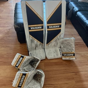 36" Vaughn SLR3 Pro Goalie Leg Pads (Used)