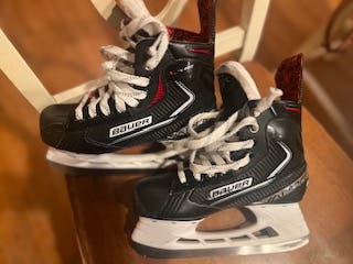 Bauer Vapor X-Lite Hockey Skates Extra Wide Width Size 3.5 (Used- Excellent Condition)