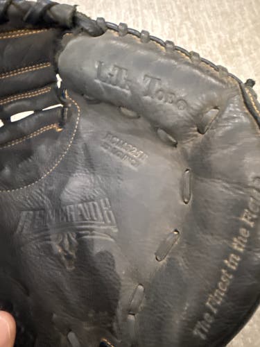 Rawlings Renegade RH Catcher's Glove 33.5" (Used)