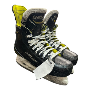 Used Bauer SUPREME M4 Intermediate Hockey Skate Intermediate 6.0 11375-S000371179