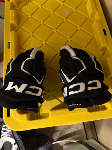 CCM Vector Premier Gloves 13"