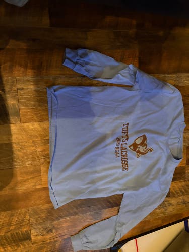 Tufts lacrosse 2022 ncaa tournament long sleeve team issue shirt