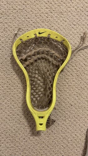 Nike Lakota Head in perfect condition