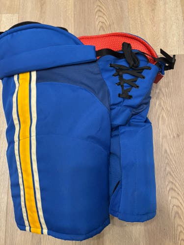Senior Large CCM HP45 Hockey Pants Pro Stock St.louis blues heritage classic (New)