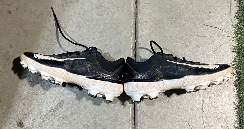 Black Men's Size M 8.5 (W 9.5) Adult Nike Alpha Huarache Elite 4 Low Top Molded Cleats (Used)