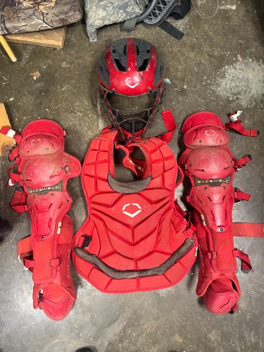 Red EvoShield Catcher's Set (Used)