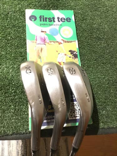 Wilson Staff Left Handed FG Tour Wedge Set (GW, SW, LW) Wedge Flex Steel (+1)