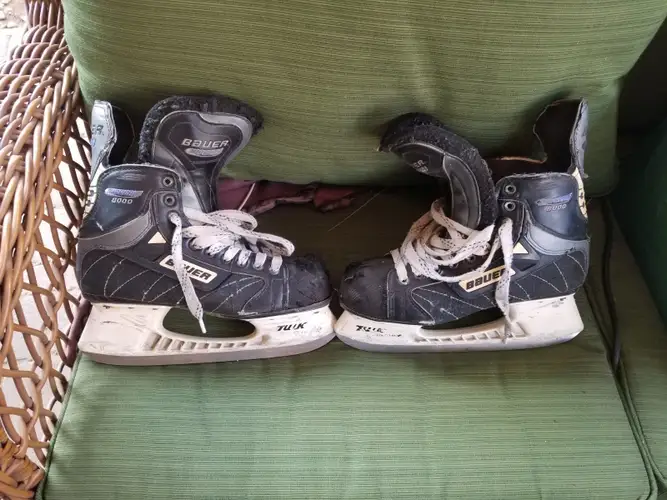 Bauer Supreme 8000 Hockey Skates 8