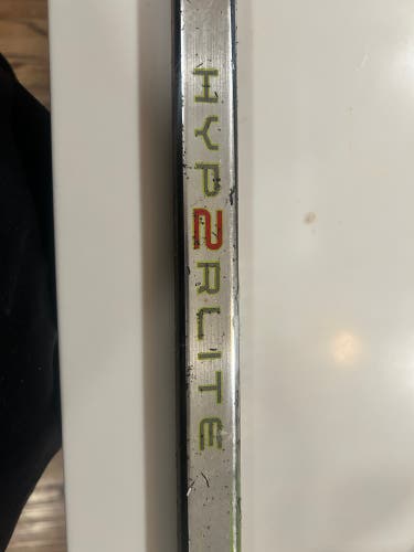 Senior Bauer Vapor Hyperlite 2 Right Handed Hockey Stick 77 Flex (Used)