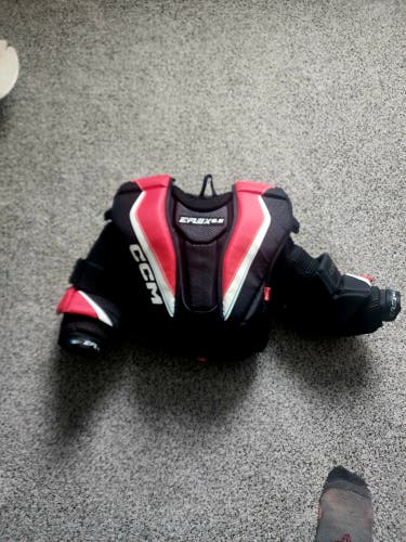 Small / Medium CCM Extreme Flex Shield 6.5 Goalie Chest Protector (Used)