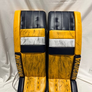 Pro Stock 31" Vaughn V10 Pro Carbon Goalie Leg Pads