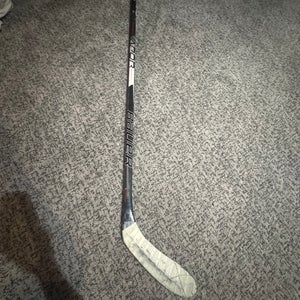 Intermediate Bauer Vapor 3X Pro Left Hand Hockey Stick P28 65 Flex (Used)