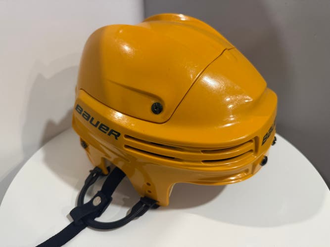 Large Bauer 4500 Helmet (Used)