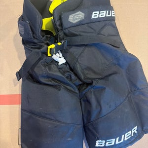 Men's Junior Large Bauer Supreme 3S Pro Hockey Pants (Used)