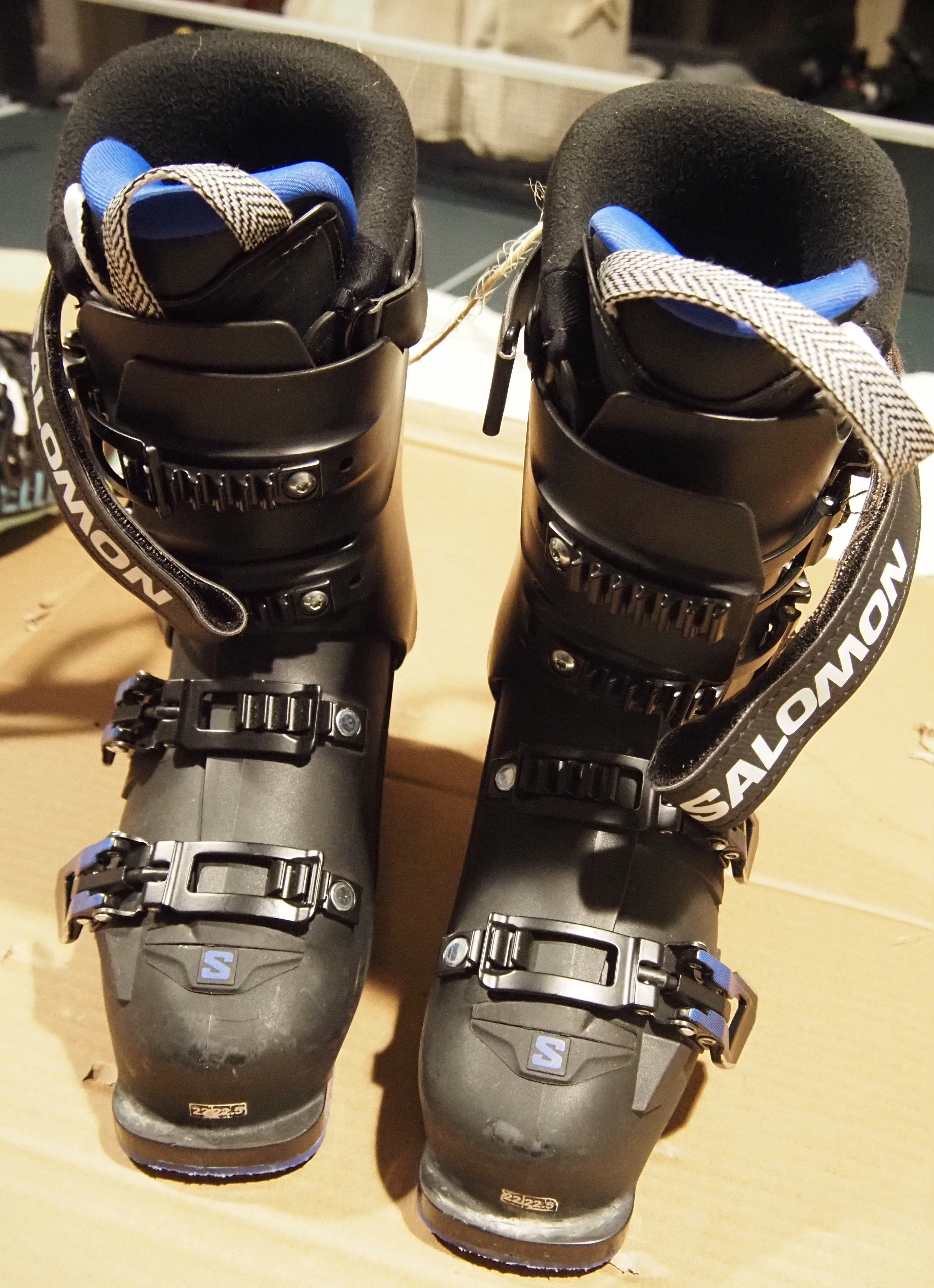 salomon charm 550 ski boots S/Pro Alpha C BOA 130 2027 designed specifically for expert skiers who refuse to compromise on performance Salomon S/Pro Delta BOA 95
