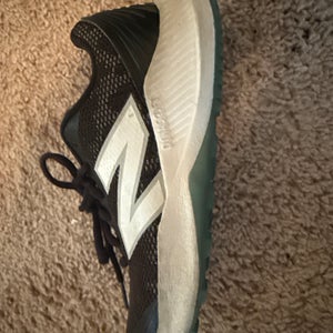 Black Unisex 2.5Y (Big Kids / Youth) Youth New Balance Shoes (Used)