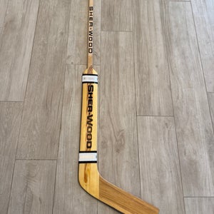 Hockey Goalie - 6 Pack Of New Sherwood G5030 HOF Sticks (Full Right)