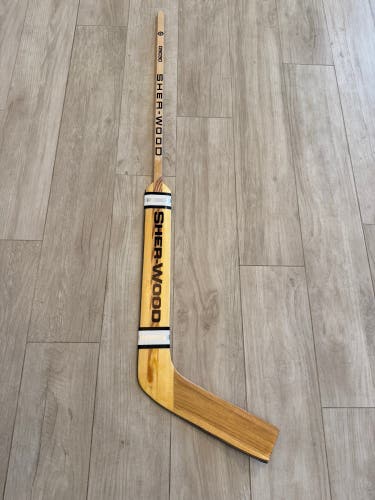 Hockey Goalie - 6 Pack Of New Sherwood G5030 HOF Sticks (Full Right)