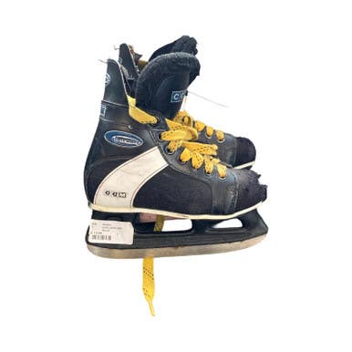 Used CCM INTRUDER Junior Hockey Skate Junior 02 11883-S000156529