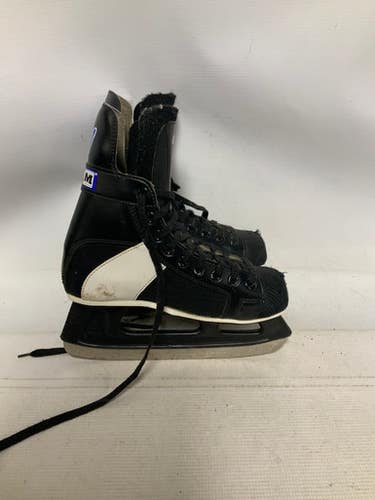 Used CCM RAPIDE 101 Intermediate Hockey Skate Intermediate 5.0 11823-S000037023