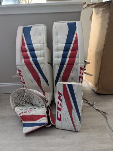34" CCM Extreme Flex 3 Regular Goalie Full Set (Used)