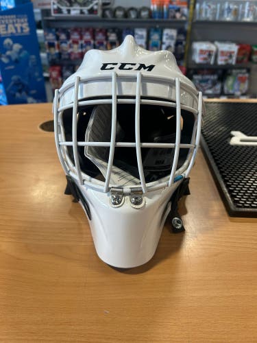 Youth CCM GF 7000 Goalie Mask (New)