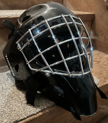 Senior Large 2014 Hackva 2608 Goalie Mask Pro Stock (Used)